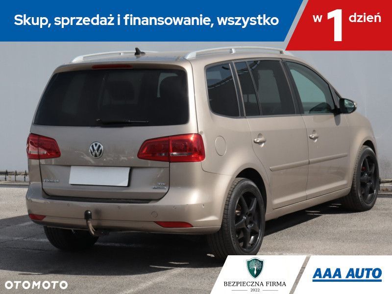 Volkswagen Touran - 7