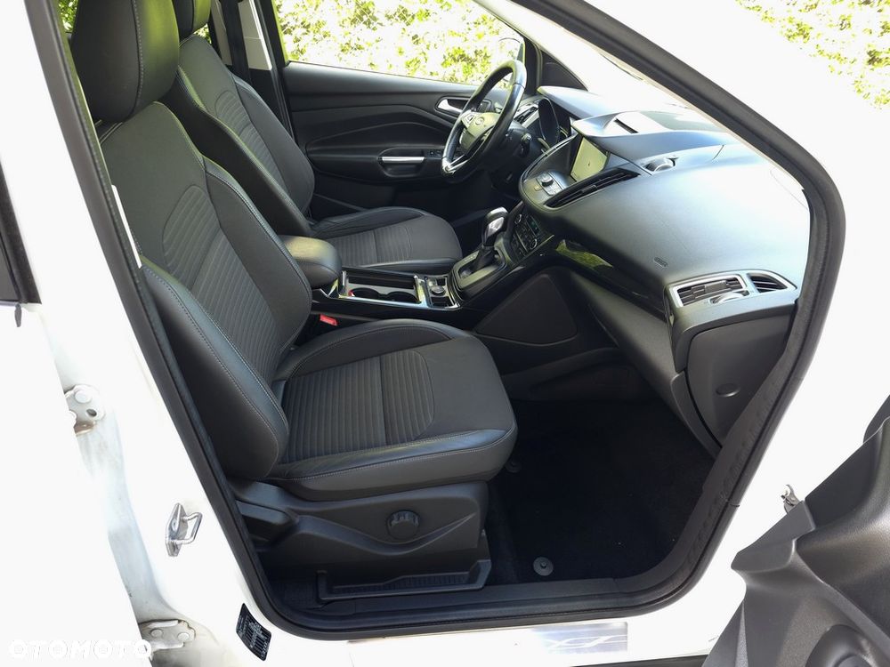 Ford Kuga 2.0 TDCi AWD Titanium - 5