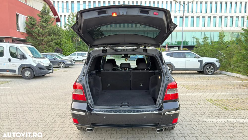 Mercedes-Benz GLK - 8