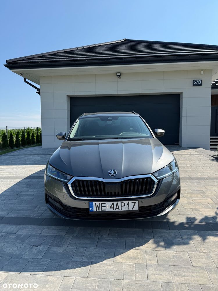 Skoda Octavia 2.0 TDI Ambition DSG - 2