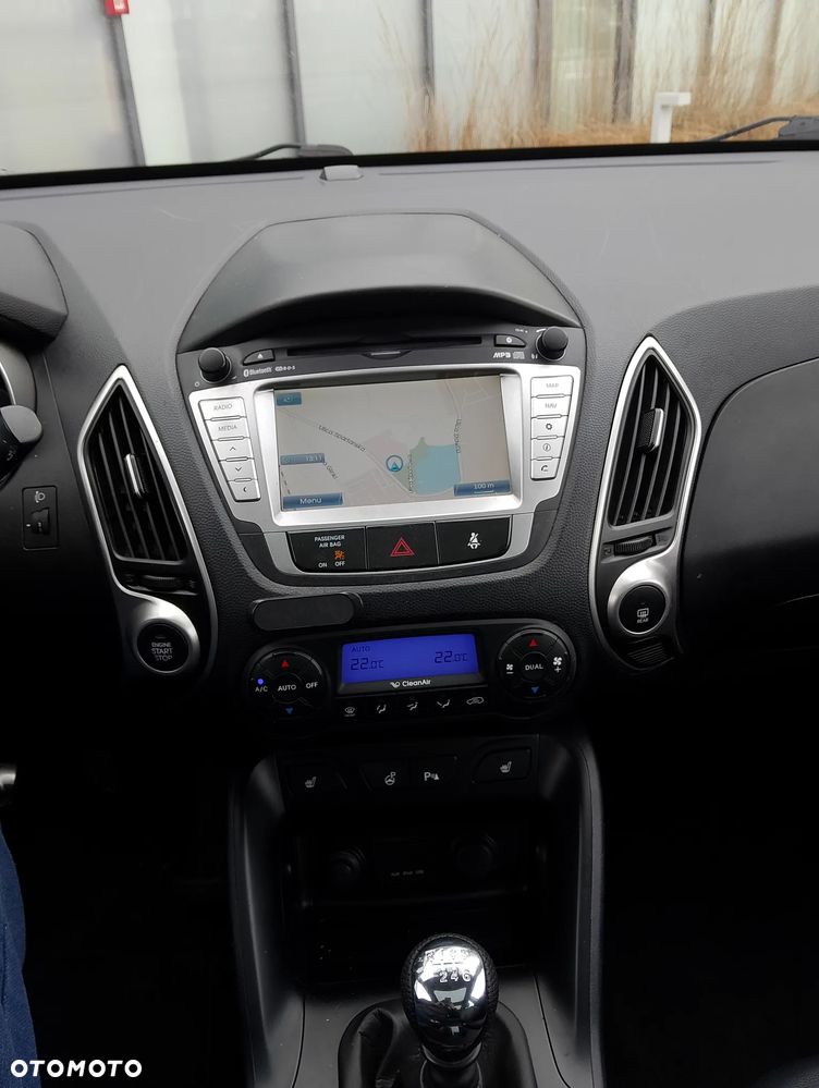 Hyundai ix35 1.7 CRDi 2WD blue Style - 18