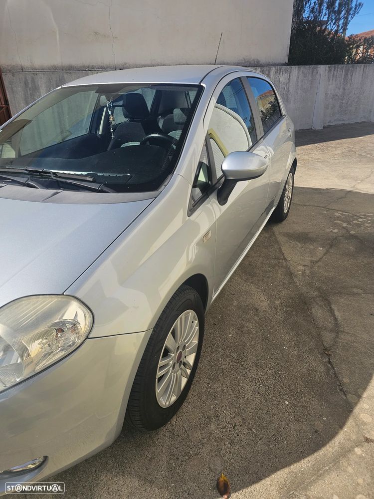 Fiat Grande Punto - 10