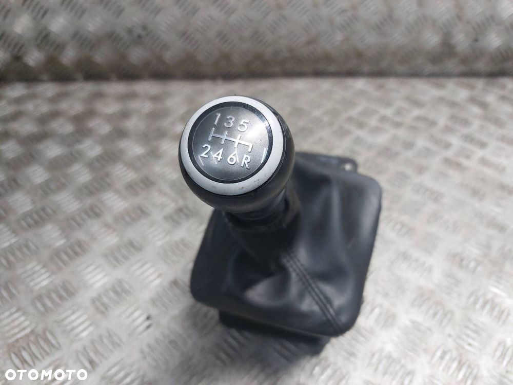 LEWAREK ZMIANY BIEGÓW SUBARU LEGACY V 2.0 DOHC - 3