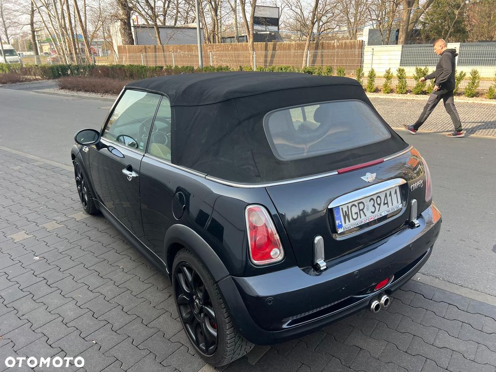 MINI Cooper S Sidewalk - 15