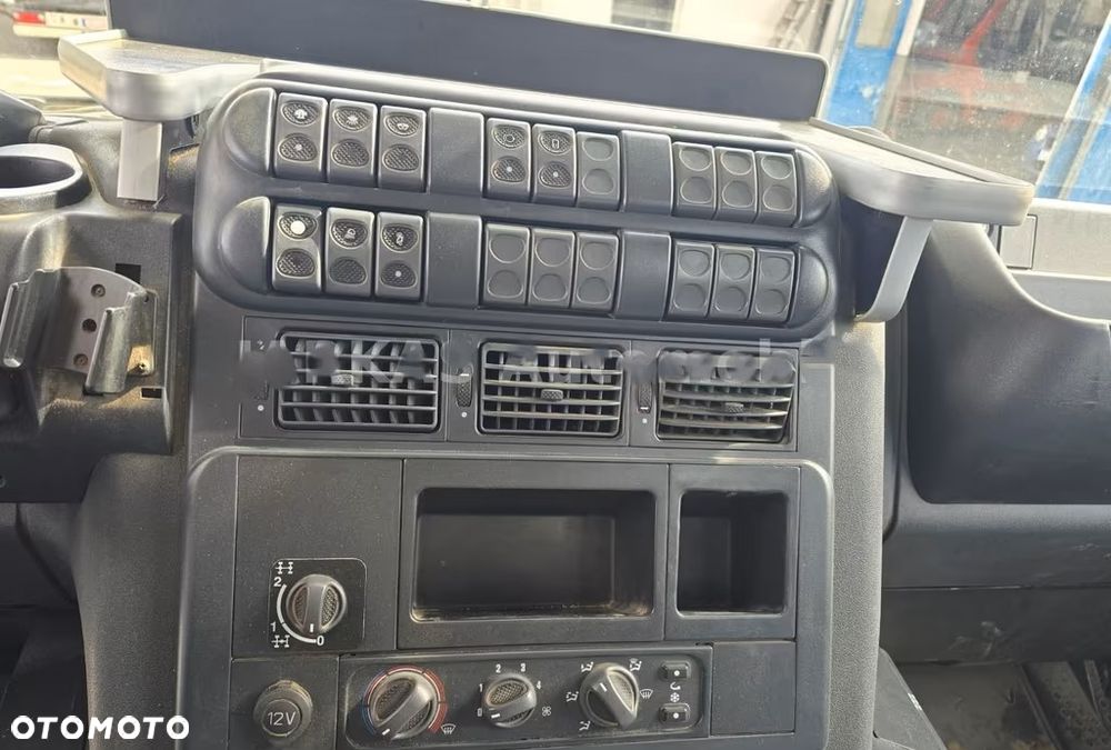 Iveco Trakker AD 360 – Trójstronny Wywrotka Meiller – 6x4 –  Euro 5 - 279.067 km - 20