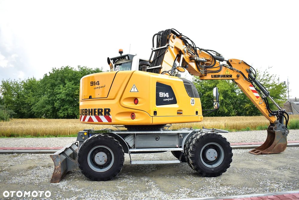 Liebherr A 914 Compact /16.5T. / Ramię 3x łamane/ Bez AdBlue/ Kamera/ Sprowadzona z Niemiec/ Stan wzorowy ! - 23