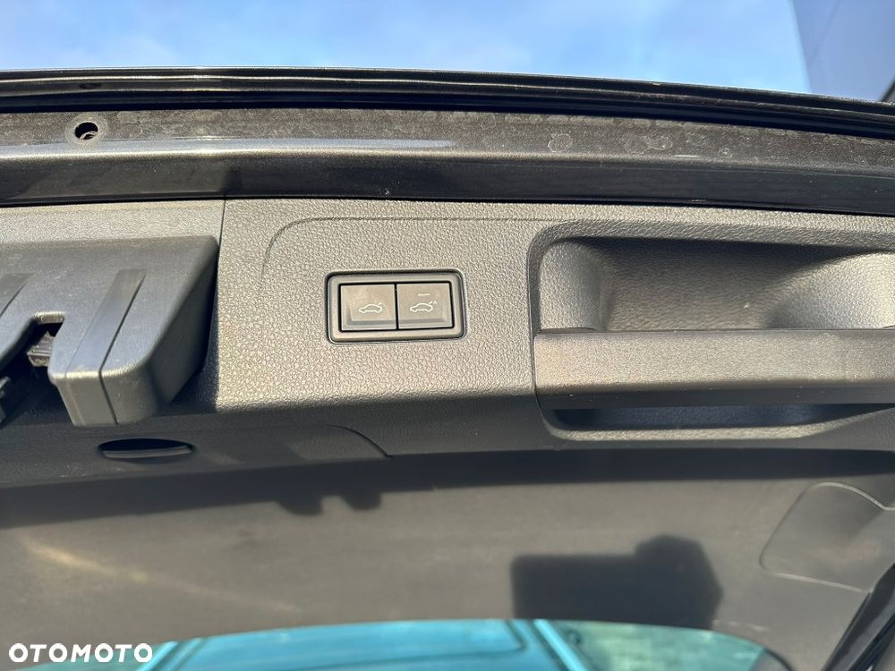 Volkswagen Passat 1.8 TSI (BlueMotion Technology) DSG Highline - 12