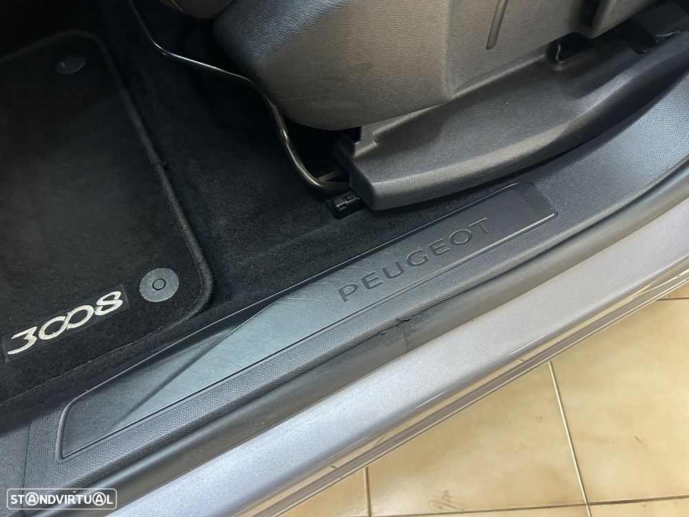 Peugeot 3008 PureTech 130 Stop & Start EAT6 Allure - 18