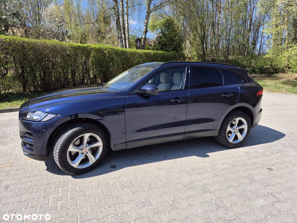 Jaguar F-Pace 30t AWD Pure - 1