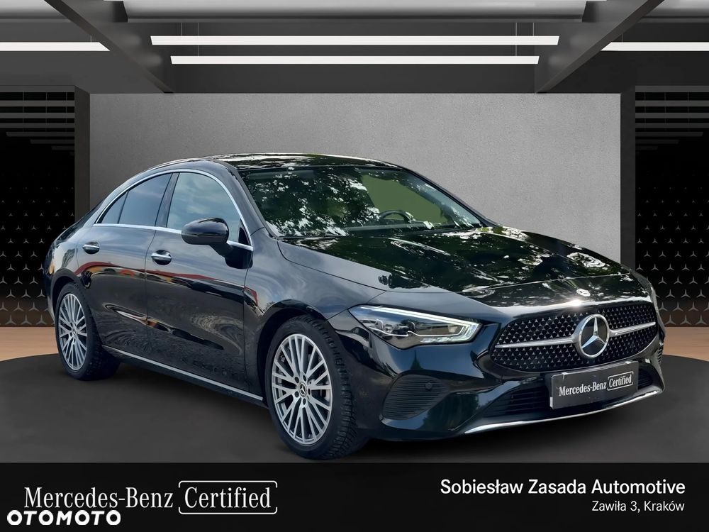 Mercedes-Benz CLA 180 7G-DCT - 7
