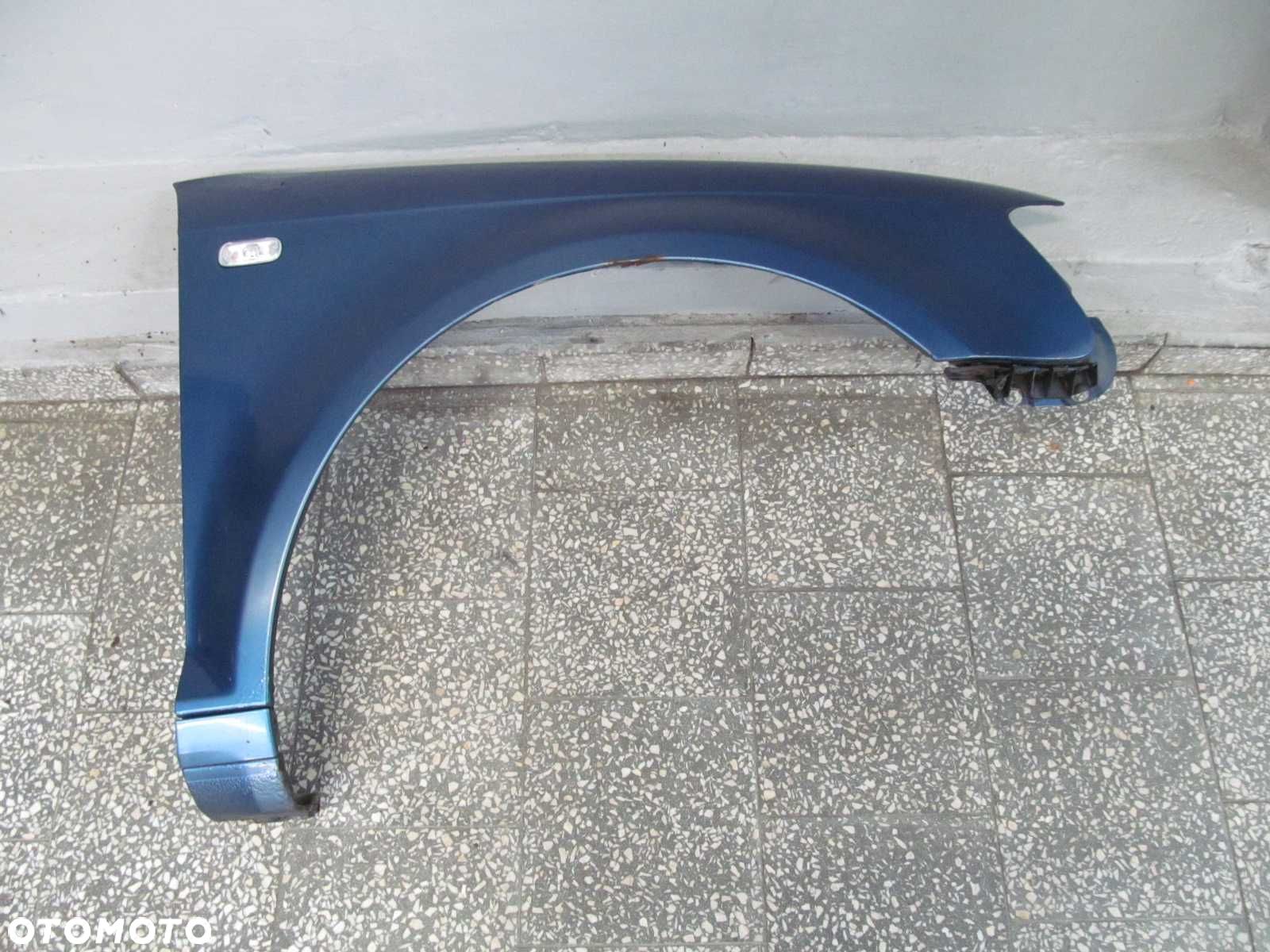 AUDI A3 8P LIFT BLOTNIK PRZOD PRAWY 05-08 - 1