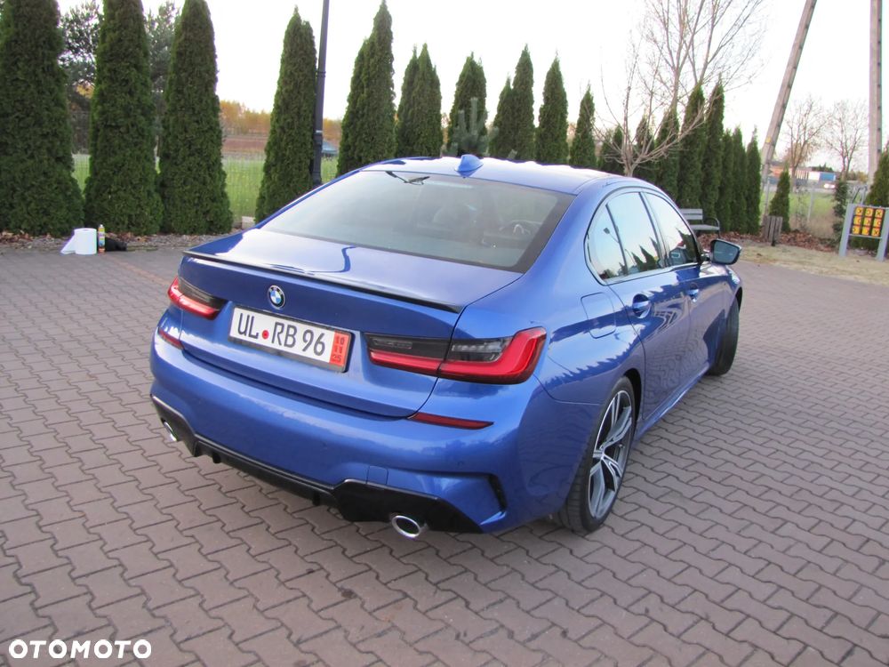 BMW Seria 3 320d M Sport Sport - 12