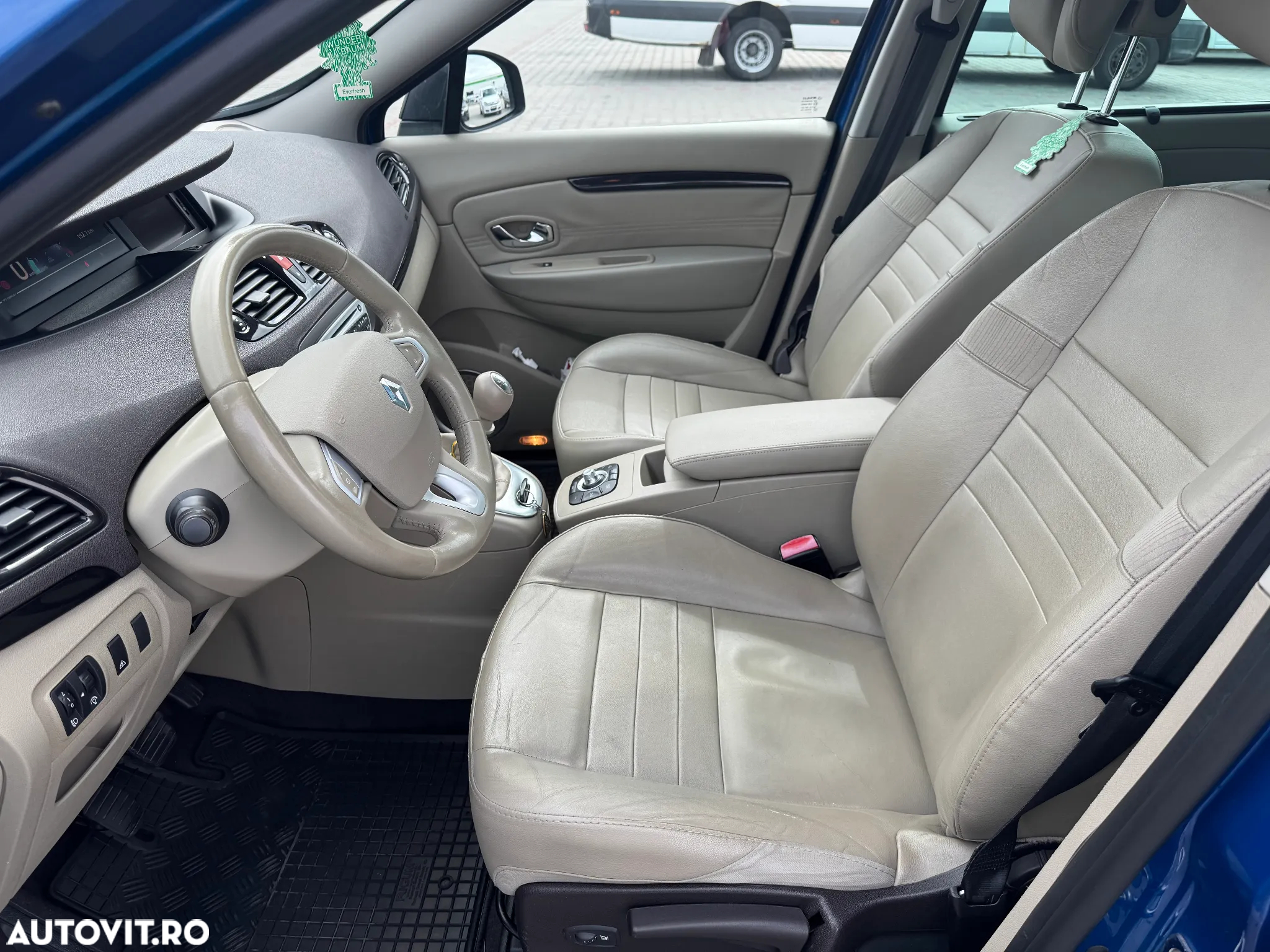 Renault Scenic 1.9dCi Privilege - 6