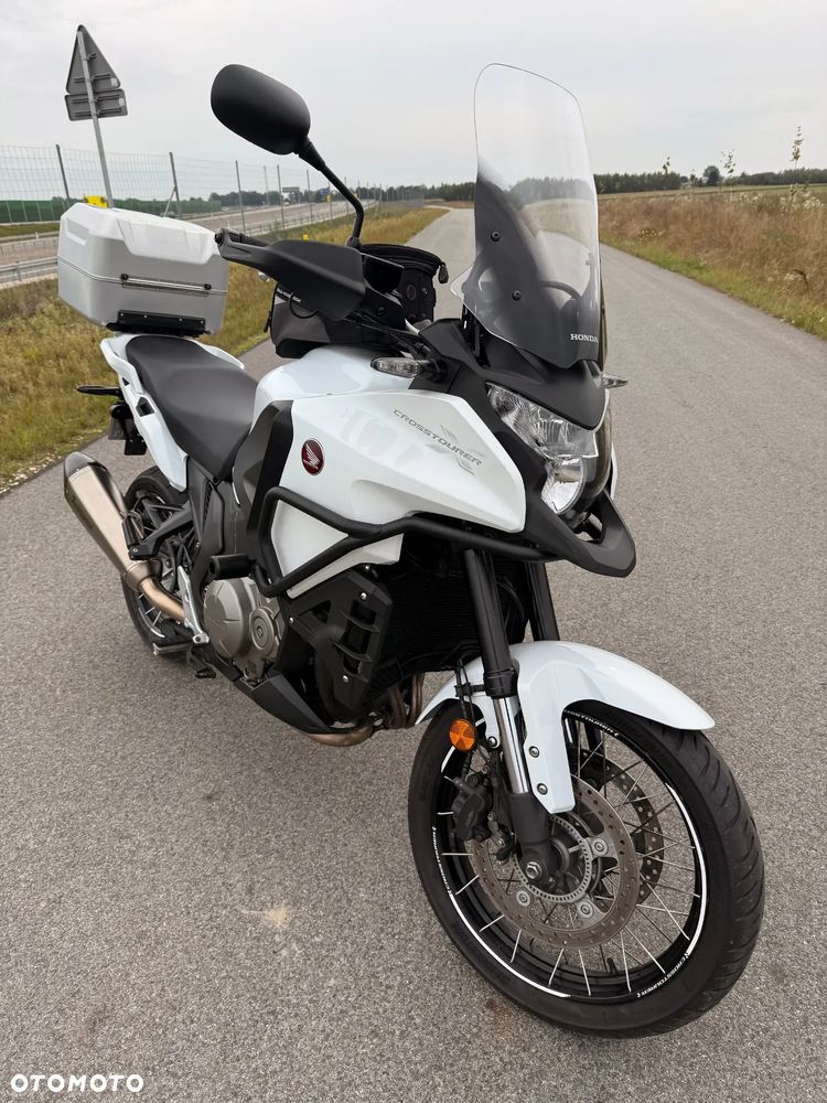 Honda VFR - 4