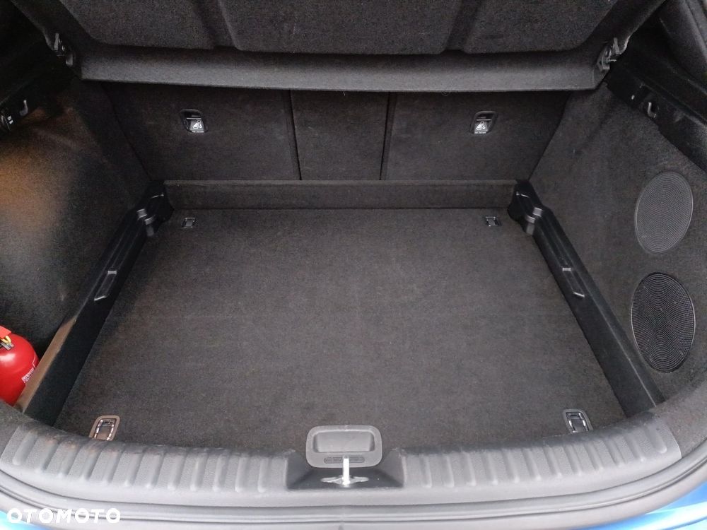 Kia XCeed 1.5 T-GDI Business Line DCT - 14