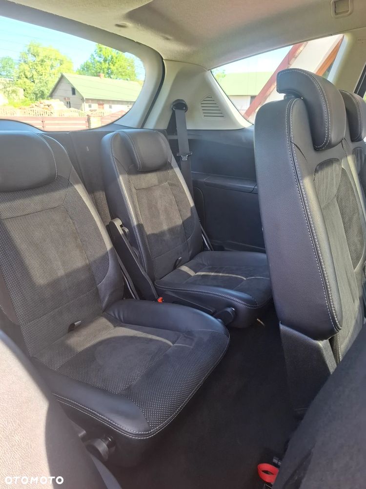 Ford S-Max - 30