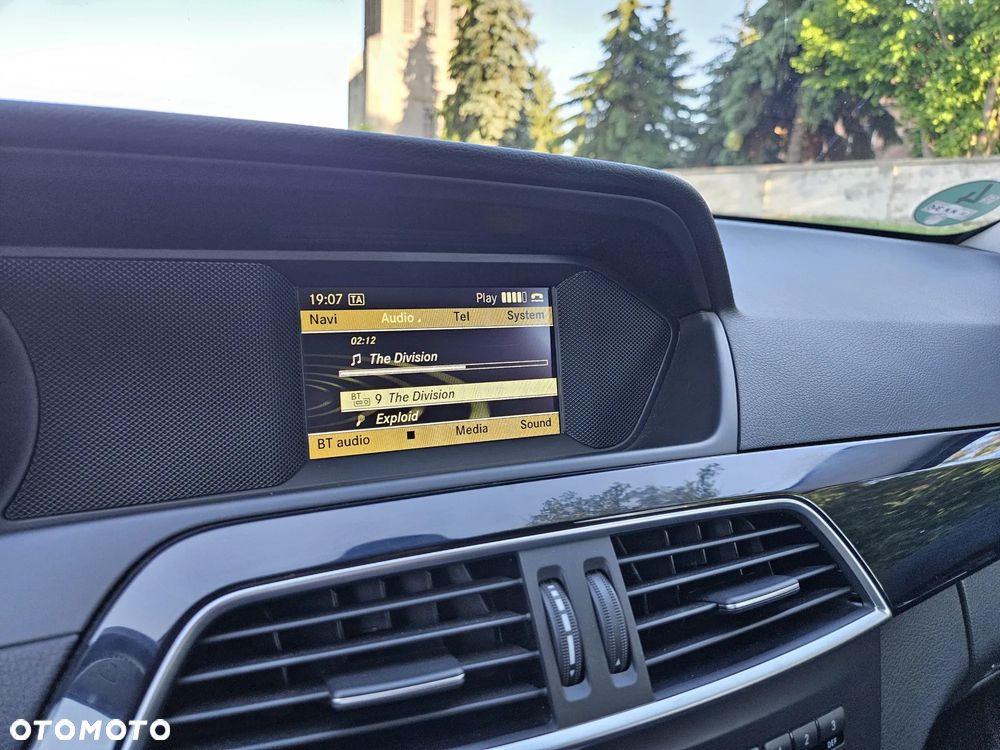 Mercedes-Benz Klasa C 180 BlueEFFICIENCY 7G-TRONIC - 11