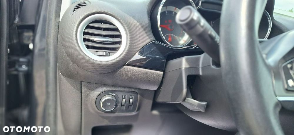 Opel Adam - 18