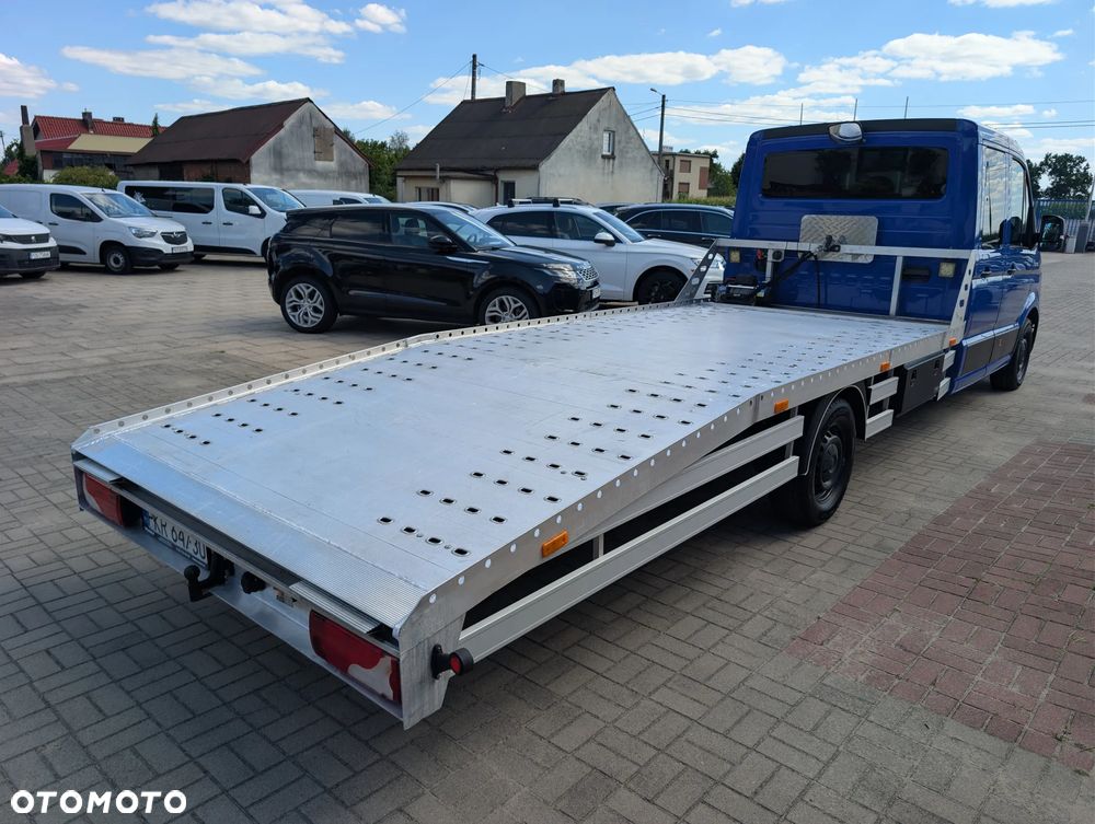MAN TGE 3.180 Volkswagen Crafter 7 osób Autolaweta Dubel kabina - 34