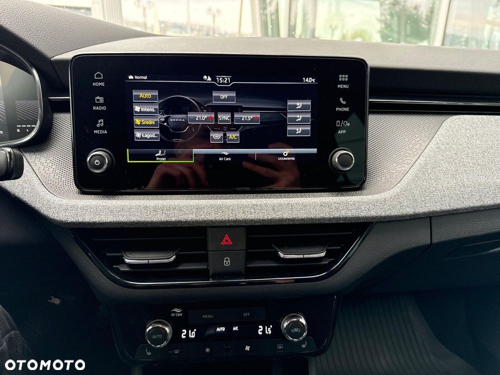 Skoda Kamiq 1.0 TSI Selection DSG - 33