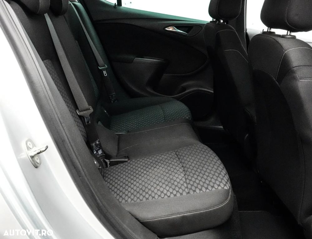 Opel Astra Turbo 1.4 ECOTEC Start/Stop Dynamic - 17