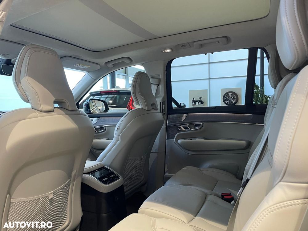 Volvo XC 90 T8 AWD PHEV Ultra Bright - 18