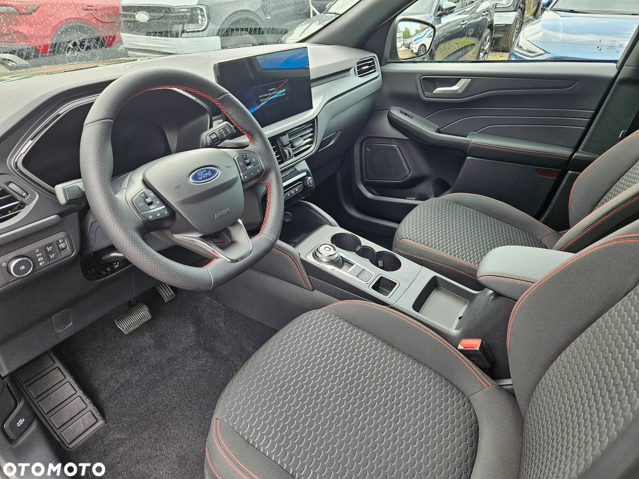 Ford Kuga 2.5 FHEV FWD ST-Line - 13