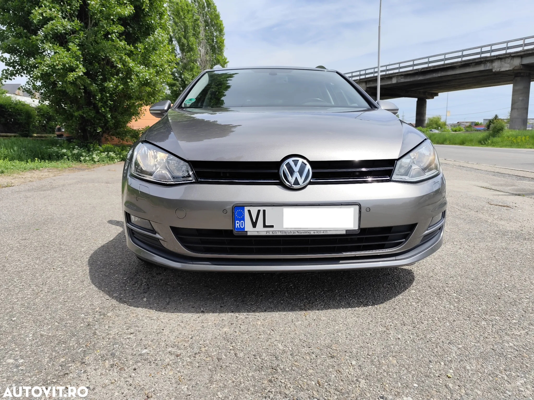 Volkswagen Golf Cabrio 2.0 TDI BlueMotion Technology - 2