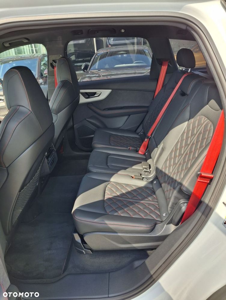 Audi Q7 - 17