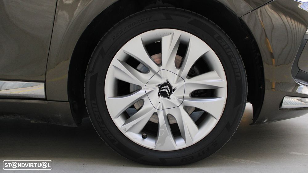 Citroën DS5 e-HDi 115 EGS6 SoChic - 54
