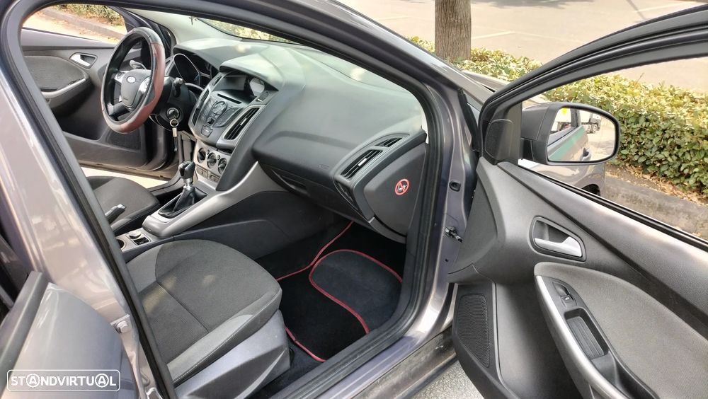 Ford Focus SW - 6