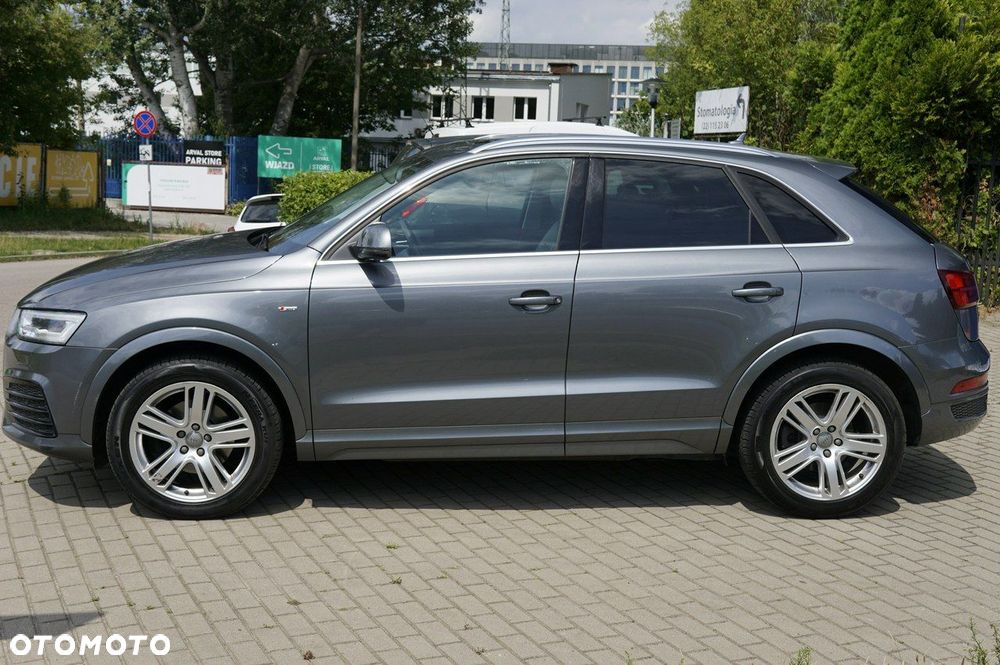 Audi Q3 2.0 TFSI Quattro Sport S tronic - 4
