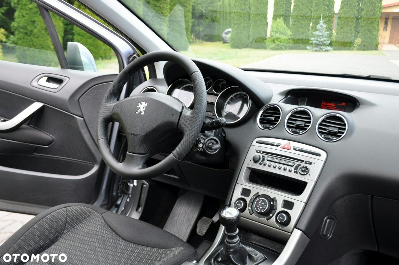 Peugeot 308 - 25