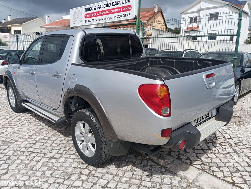 Mitsubishi L200 2.5 DI-D CD Invite AC 4WD - 3