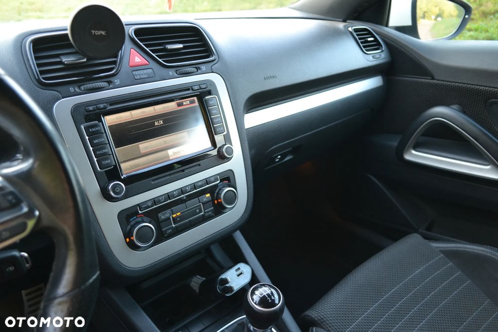 Volkswagen Scirocco 2.0 TDI - 13