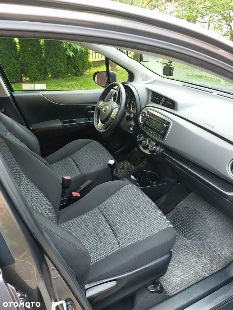 Toyota Yaris 1.0 Active - 8