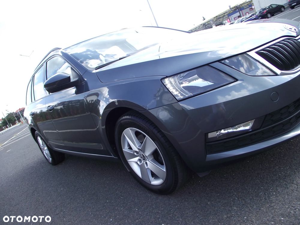 Skoda Octavia 1.5 TSI ACT Ambition - 14