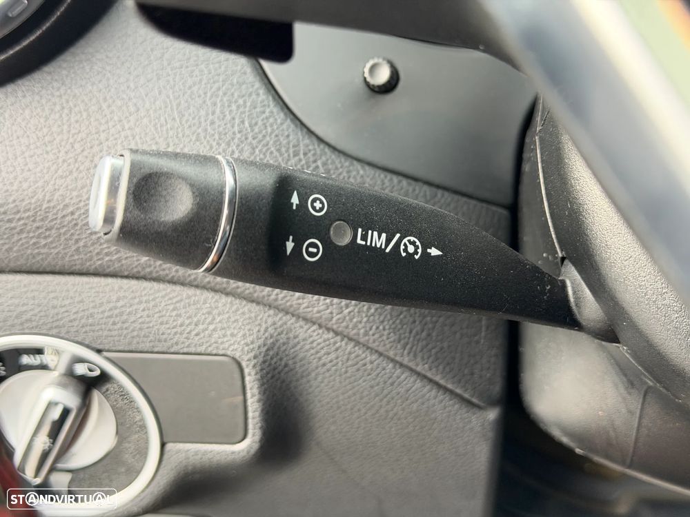 Mercedes-Benz GLA 200 d 7G-DCT AMG Line - 26