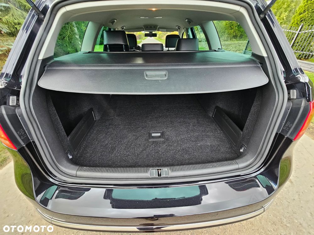 Volkswagen Passat 2.0 TDI Highline - 18