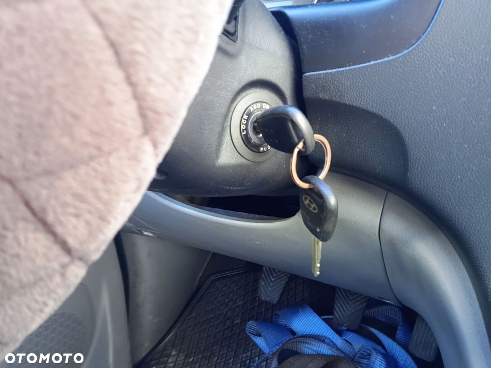 Kolumna kierownicza krzyżak kluczyk stacyjka Hyundai H1 II 2010 - 1