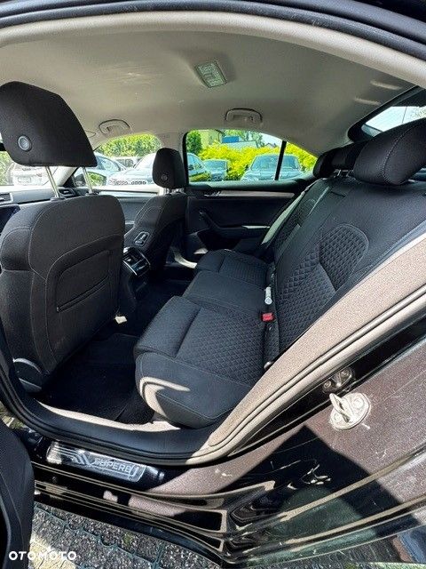 Skoda Superb 2.0 TDI SCR 4x4 Ambition DSG - 6