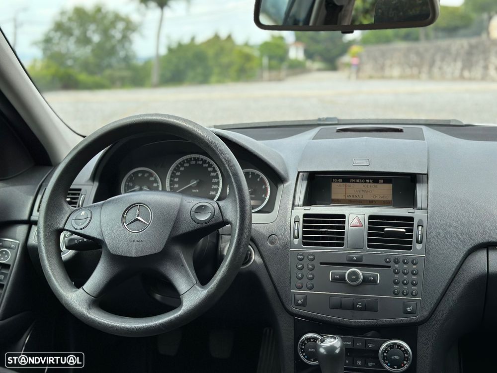 Mercedes-Benz C 200 Station CDI DPF BlueEFFICIENCY SPORT EDITION - 24