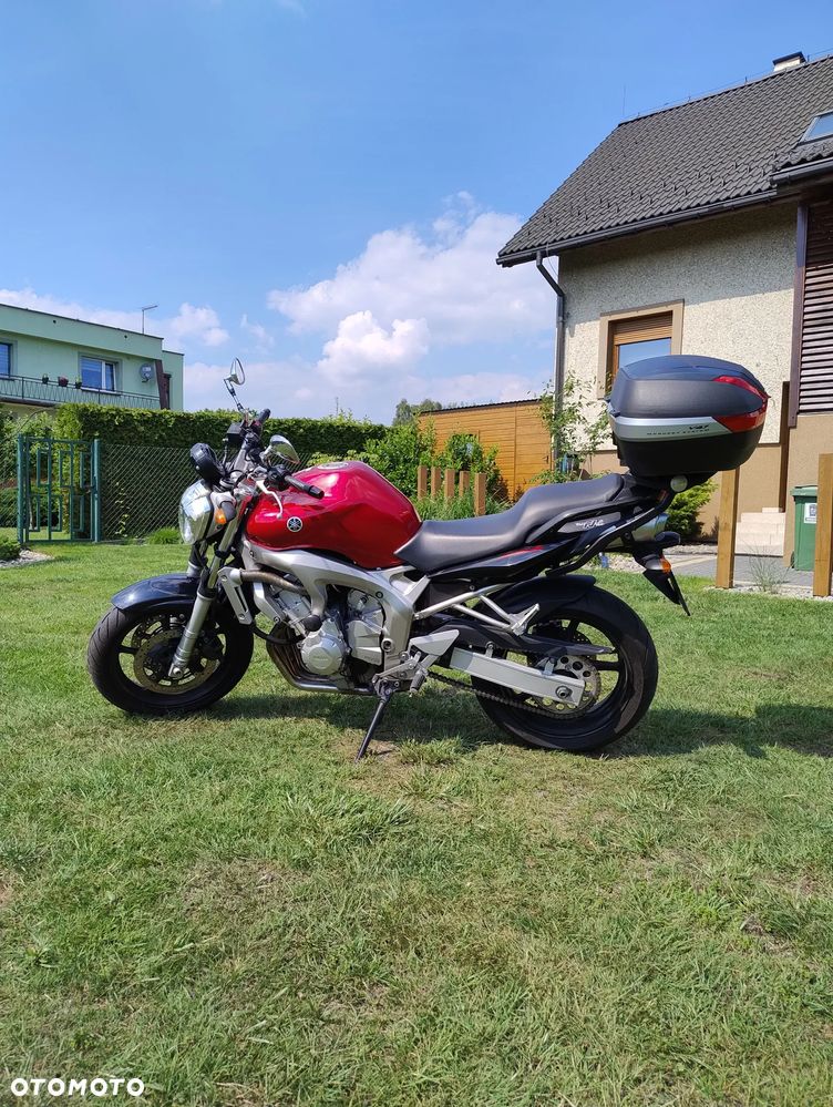 Yamaha FZ6 - 1