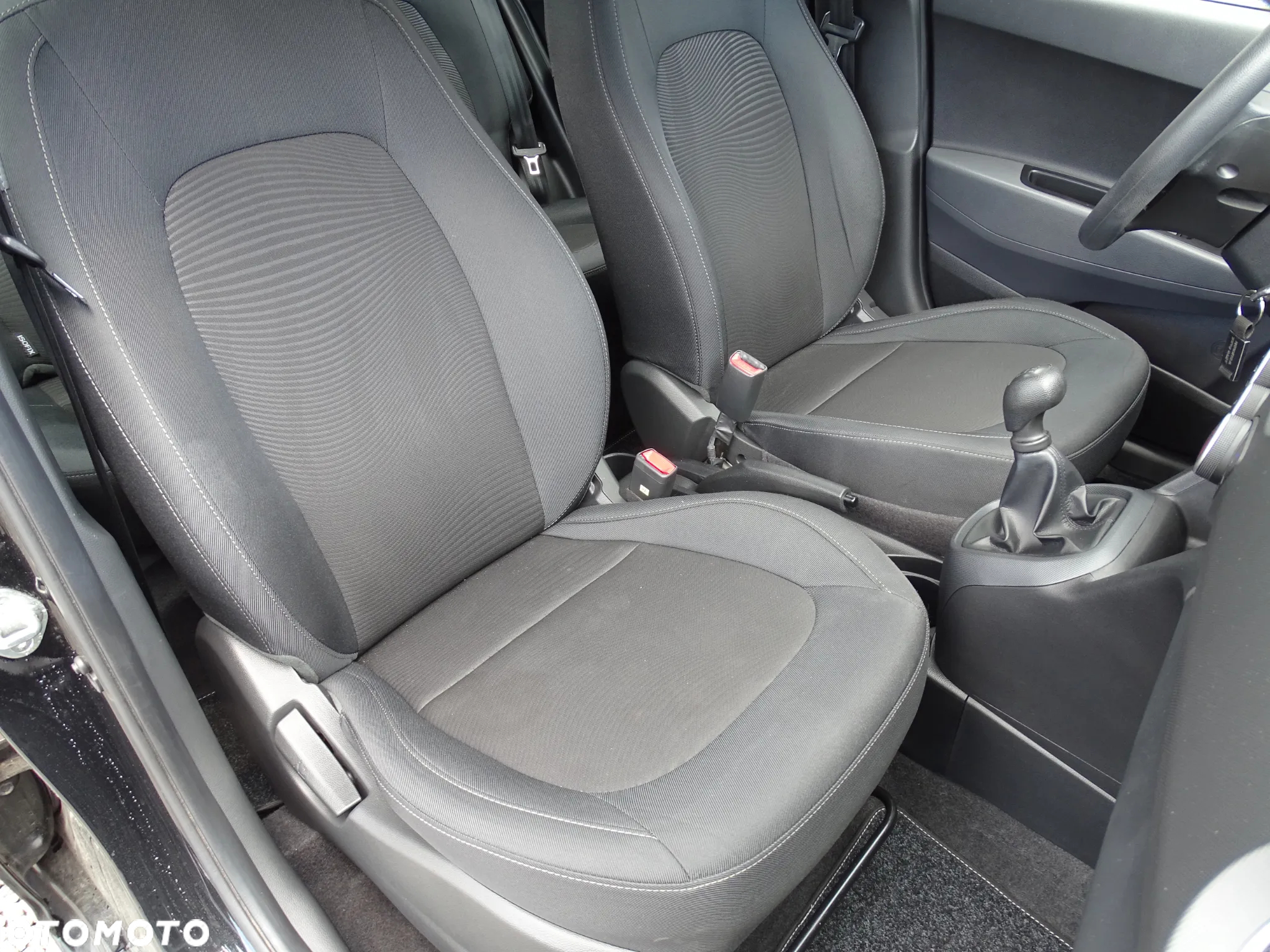 Hyundai i10 1.0 blue Classic - 17