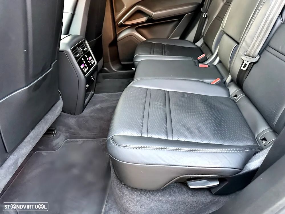 Porsche Cayenne E-Hybrid - 35