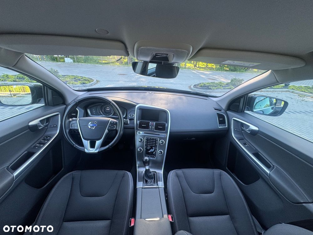 Volvo XC 60 D3 Edition Pro - 9