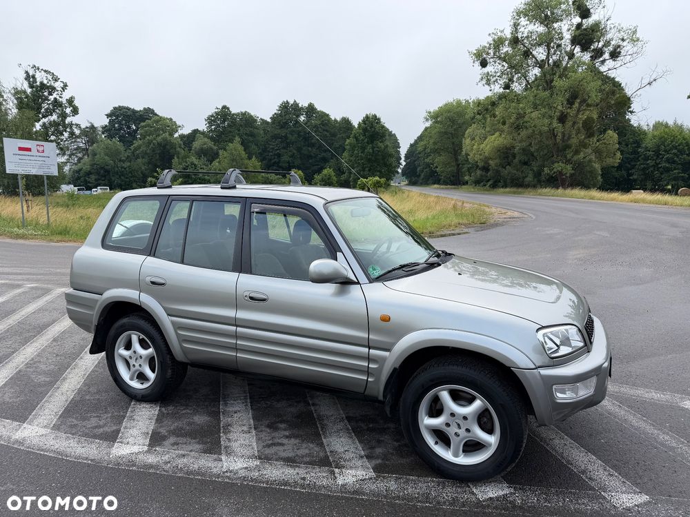 Toyota RAV4 2.0 Fun - 27