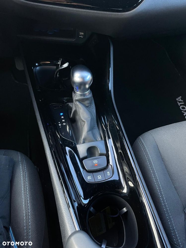 Toyota C-HR - 5