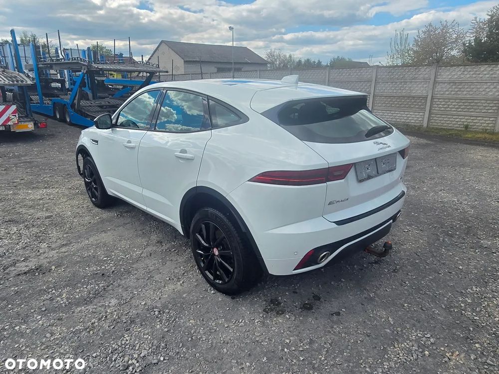 Jaguar E-Pace P200 AWD R-Dynamic - 12