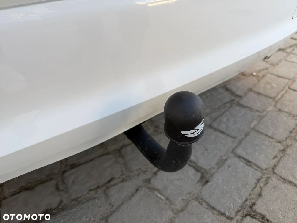 BMW Seria 3 318d Edition Luxury Line Purity - 19
